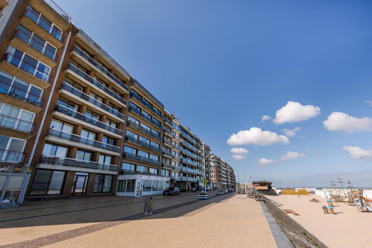Huswell - Beachfront Apartment In Zeebrugge Εξωτερικό φωτογραφία
