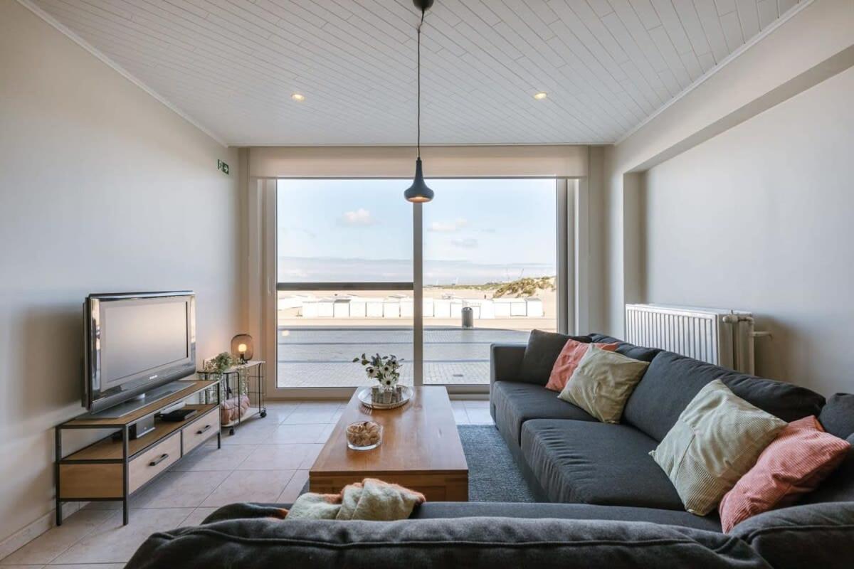 Huswell - Beachfront Apartment In Zeebrugge Εξωτερικό φωτογραφία